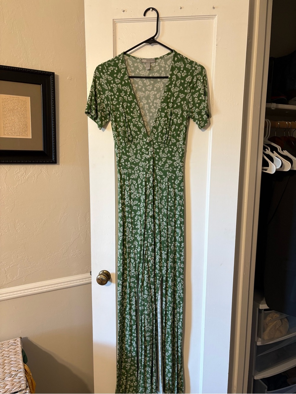 ASOS Floral V-Neck Green Midi Dress with double Side Slit - Picture 2 of 5